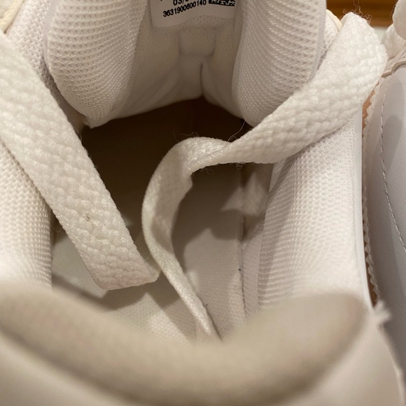 Adidas Superstars White and Pink Sneakers - Picture 4 of 5